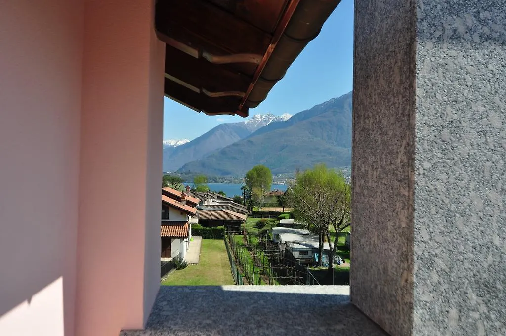 North Wind Camping & Apartment Domaso 0*,